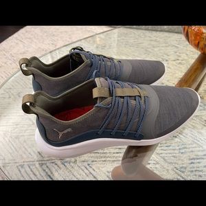 Men’s Puma Ignite golf shoes-size 12